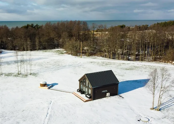Seashore Holiday House
